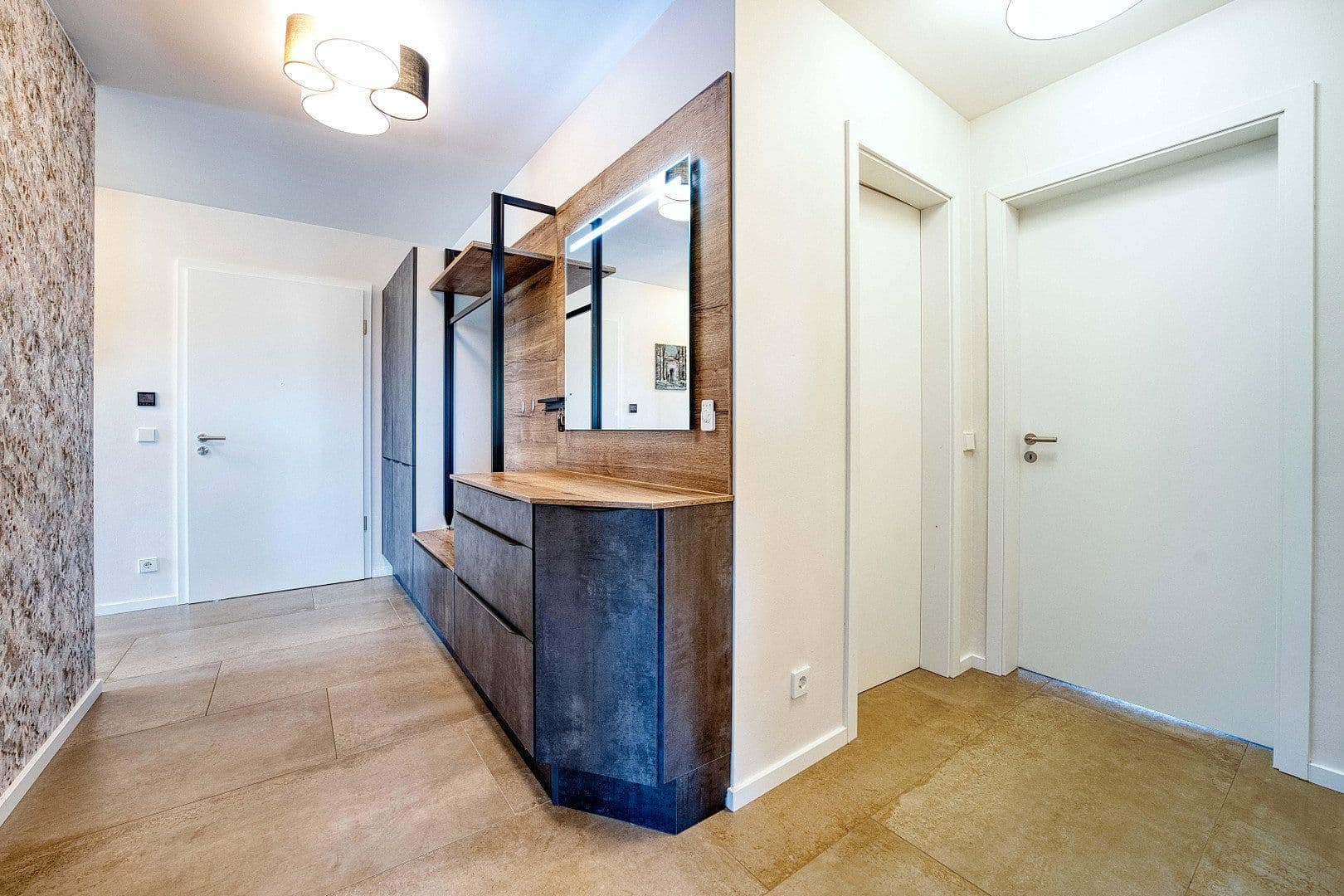 Prodej bytu 5+1 180 m², Perl, Země Sársko Prodej bytu 5+1 180 m², Perl, Země Sársko