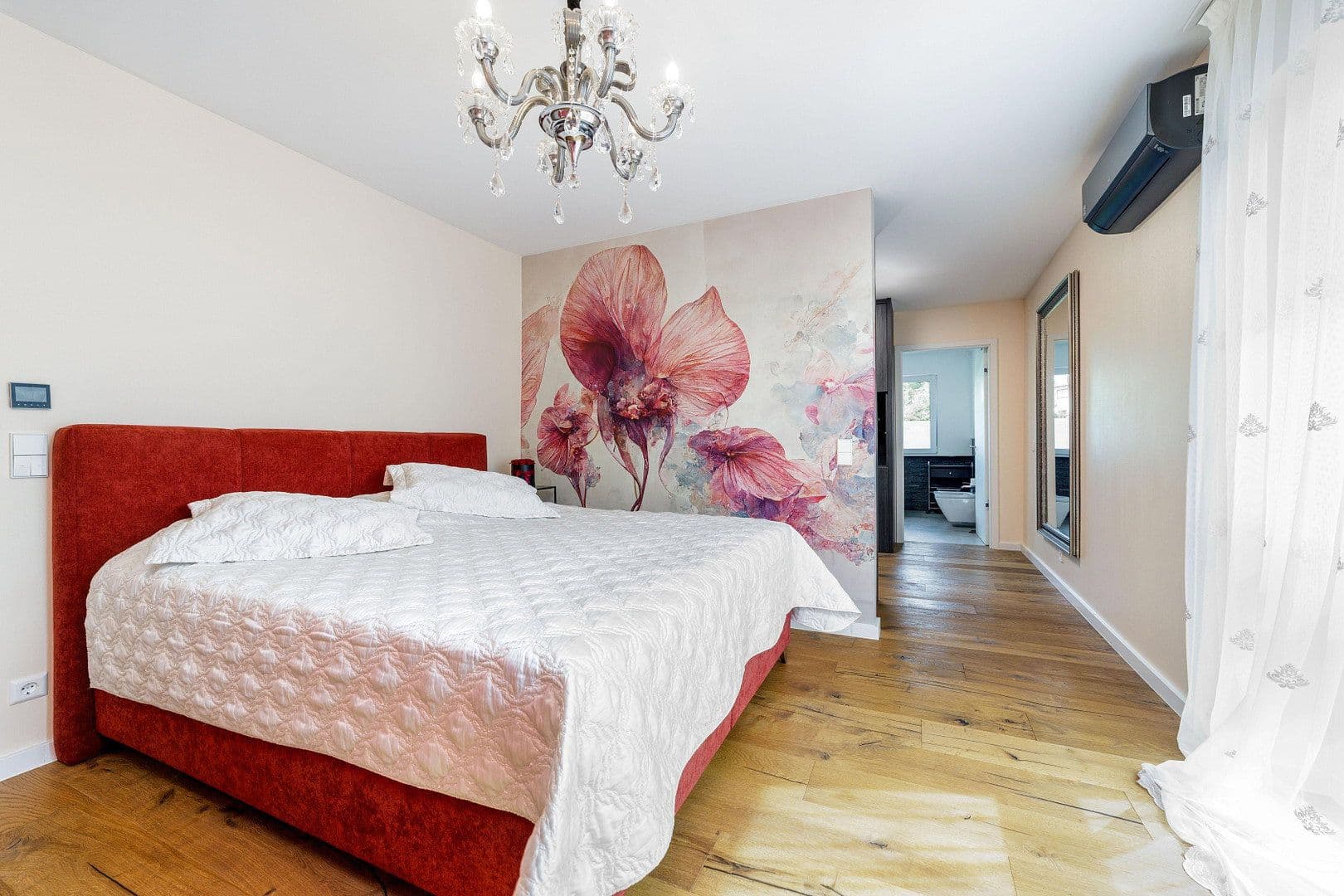 Prodej bytu 5+1 180 m², Perl, Země Sársko Prodej bytu 5+1 180 m², Perl, Země Sársko