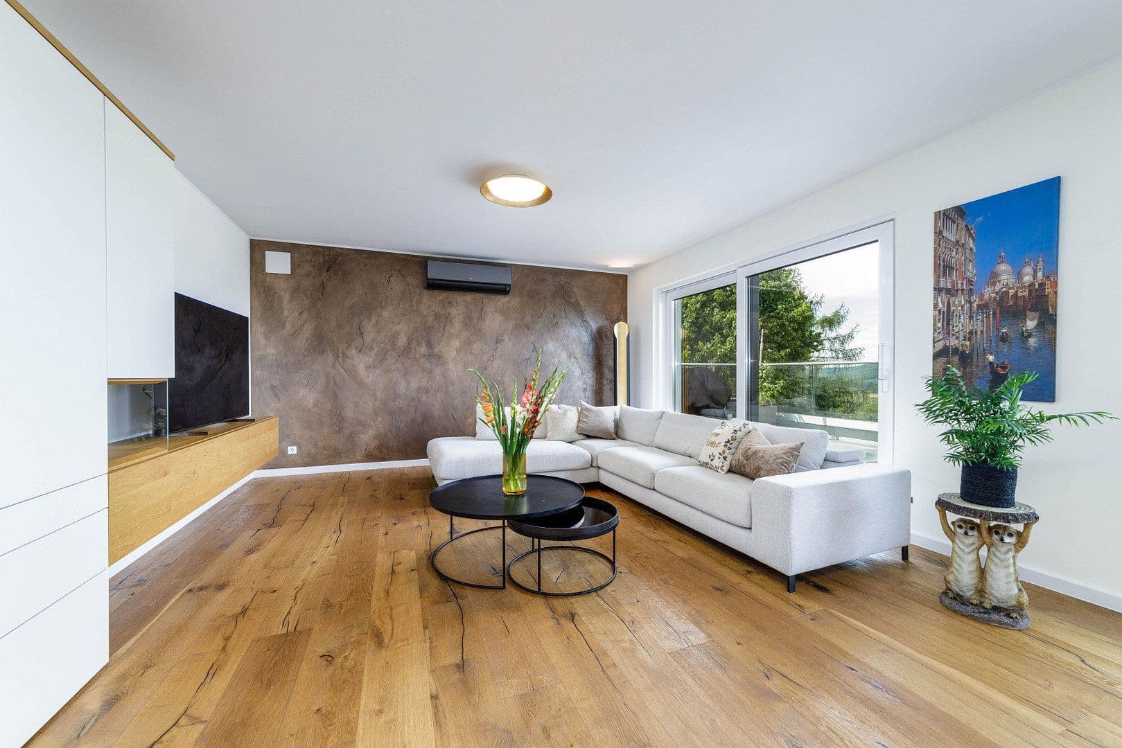 Prodej bytu 5+1 180 m², Perl, Země Sársko Prodej bytu 5+1 180 m², Perl, Země Sársko