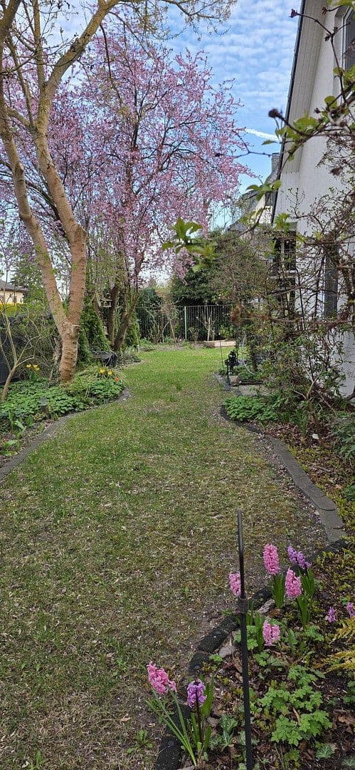 Prodej domu 134 m², pozemek 487 m², Falkensee, Braniborsko Prodej domu 134 m², pozemek 487 m², Falkensee, Braniborsko