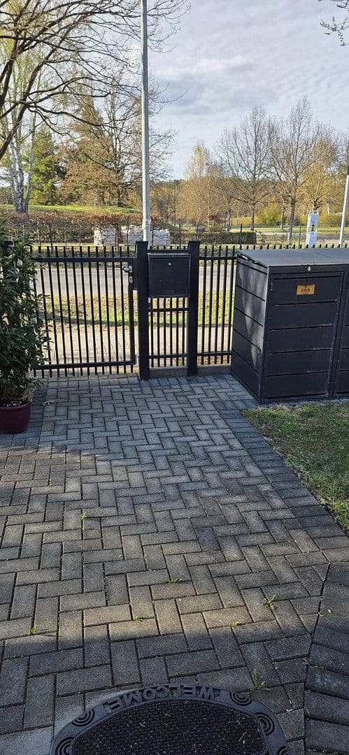 Prodej domu 134 m², pozemek 487 m², Falkensee, Braniborsko Prodej domu 134 m², pozemek 487 m², Falkensee, Braniborsko