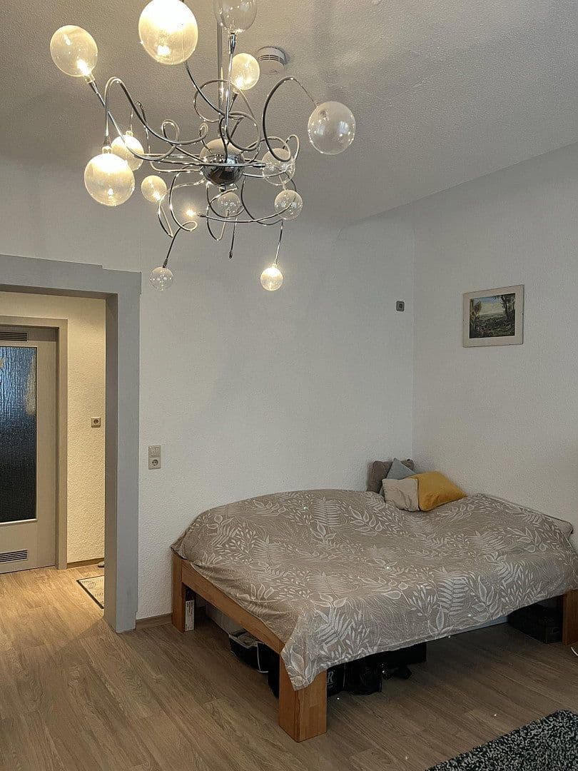 Pronájem bytu 1+1 32 m², Klingenstr. 7, Stuttgart, Bádensko-Württembersko Pronájem bytu 1+1 32 m², Klingenstr. 7, Stuttgart, Bádensko-Württembersko