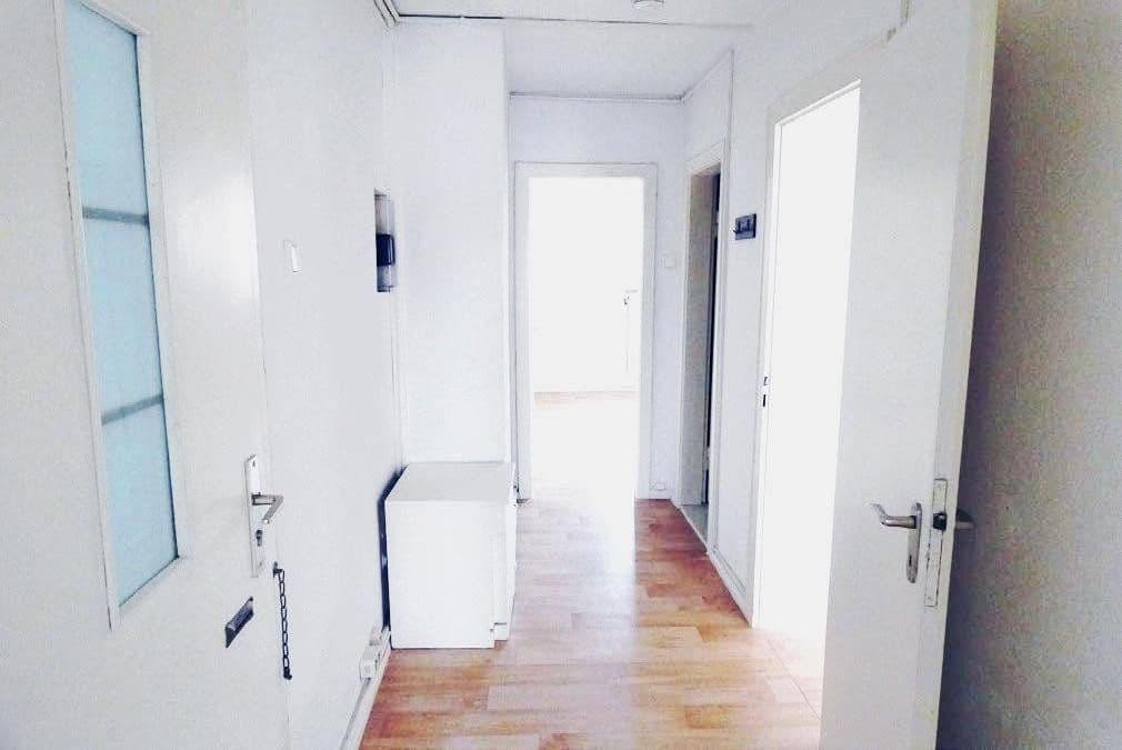 Pronájem bytu 2+1 46 m², Bürgermeister-smidt-strasse 37, Bremerhaven, Bremen Pronájem bytu 2+1 46 m², Bürgermeister-smidt-strasse 37, Bremerhaven, Bremen