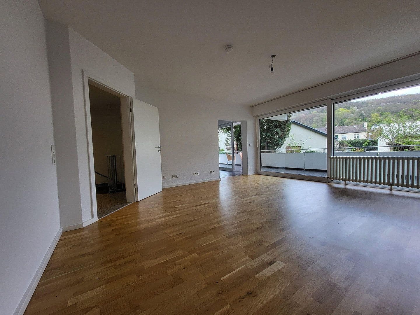 Prodej bytu 6+1 149 m², Bad Honnef, Severní Porýní-Vestfálsko Prodej bytu 6+1 149 m², Bad Honnef, Severní Porýní-Vestfálsko