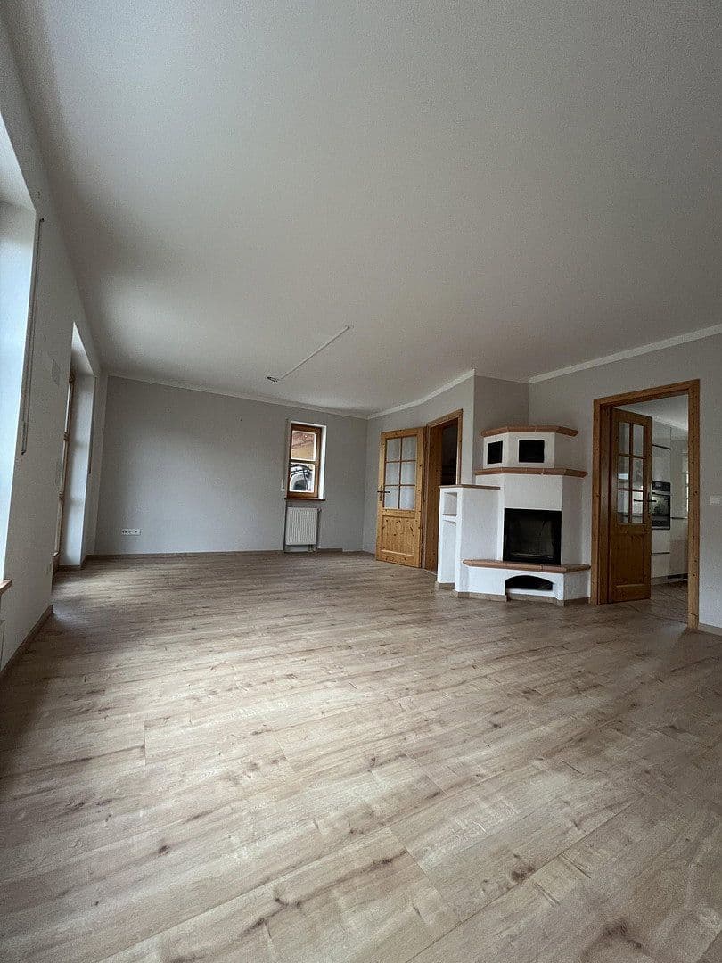 Prodej domu 110 m², pozemek 363 m², Lehmgrubenweg 13, Germaringen, Bavorsko Prodej domu 110 m², pozemek 363 m², Lehmgrubenweg 13, Germaringen, Bavorsko