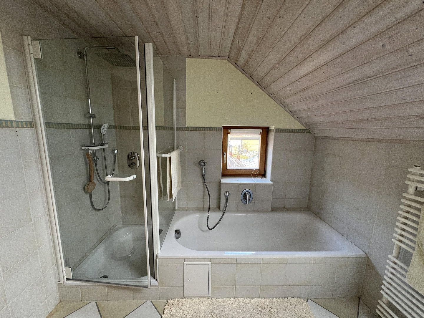 Prodej domu 110 m², pozemek 363 m², Lehmgrubenweg 13, Germaringen, Bavorsko Prodej domu 110 m², pozemek 363 m², Lehmgrubenweg 13, Germaringen, Bavorsko