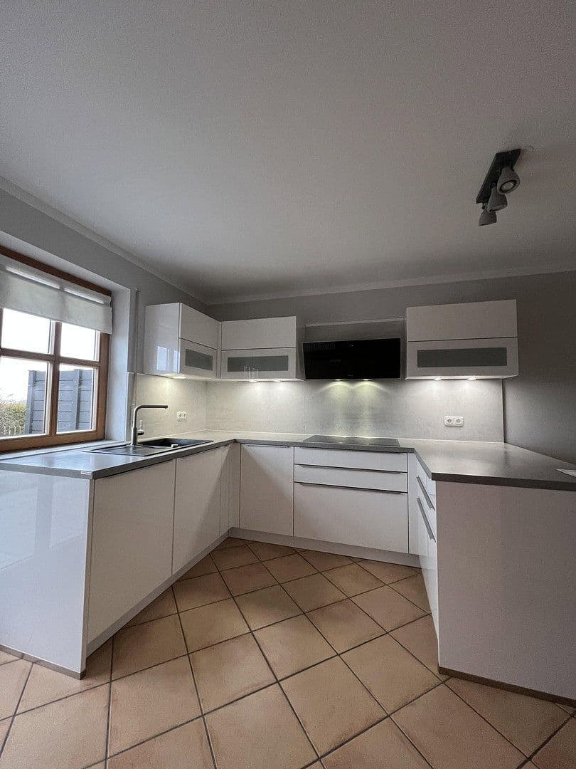 Prodej domu 110 m², pozemek 363 m², Lehmgrubenweg 13, Germaringen, Bavorsko Prodej domu 110 m², pozemek 363 m², Lehmgrubenweg 13, Germaringen, Bavorsko