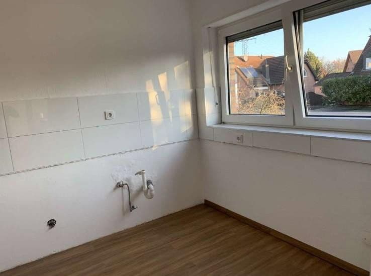 Pronájem bytu 3+1 75 m², Brücke 45, Neuss, Severní Porýní-Vestfálsko Pronájem bytu 3+1 75 m², Brücke 45, Neuss, Severní Porýní-Vestfálsko