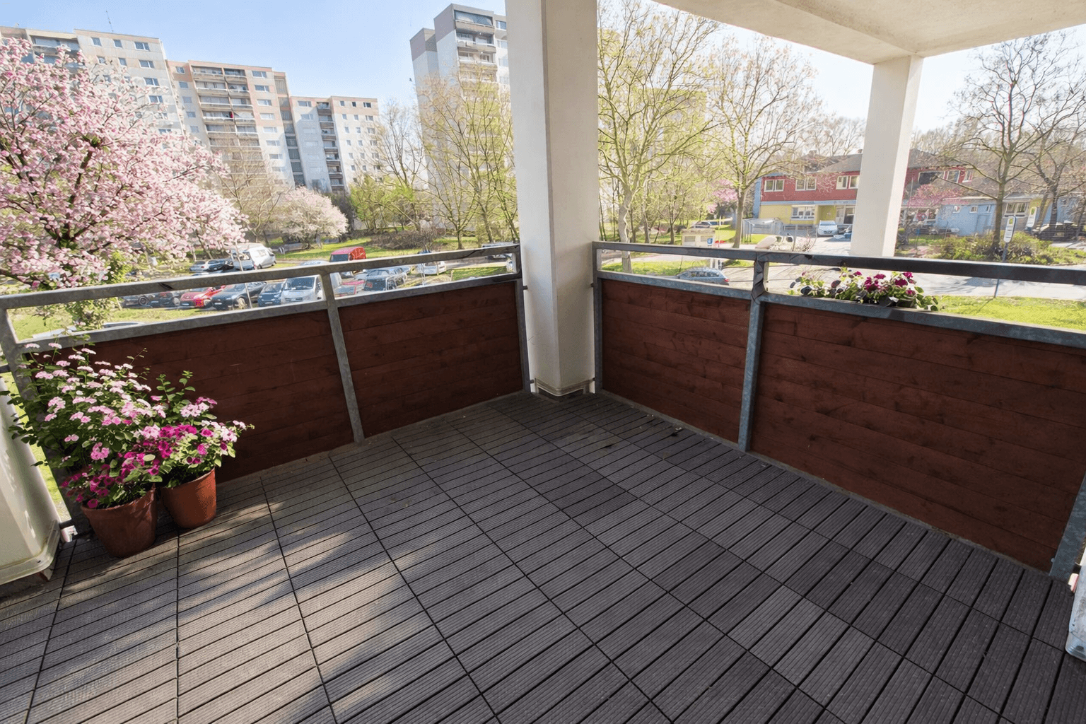 Pronájem bytu 1+1 42 m², Dietzenbach, Hessen Pronájem bytu 1+1 42 m², Dietzenbach, Hessen