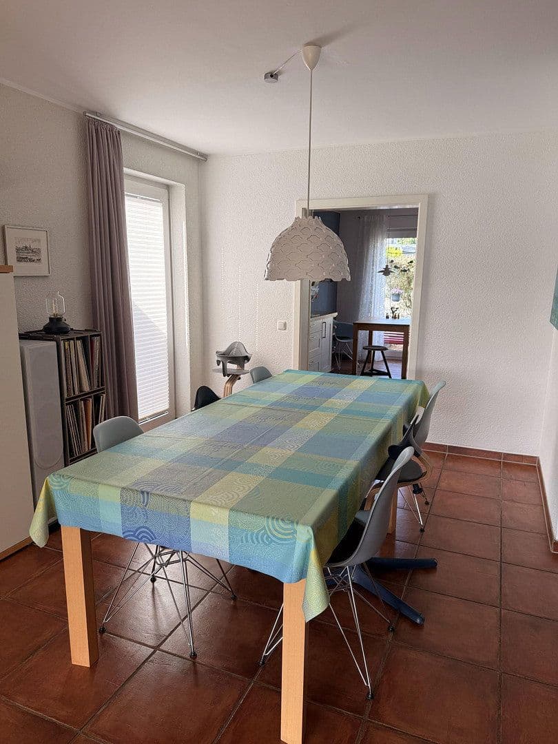 Prodej domu 166 m², pozemek 279 m², Bonn, Severní Porýní-Vestfálsko Prodej domu 166 m², pozemek 279 m², Bonn, Severní Porýní-Vestfálsko