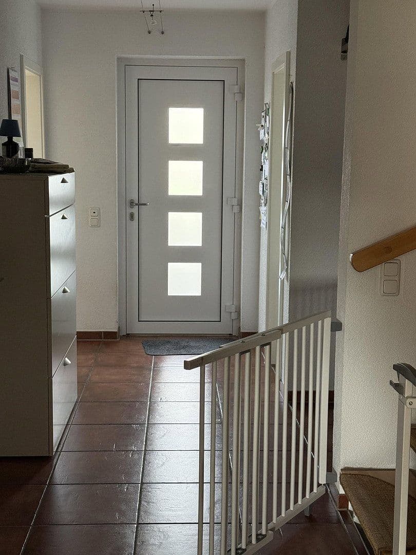 Prodej domu 166 m², pozemek 279 m², Bonn, Severní Porýní-Vestfálsko Prodej domu 166 m², pozemek 279 m², Bonn, Severní Porýní-Vestfálsko