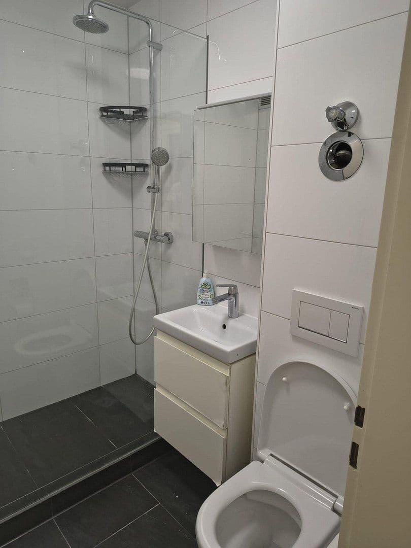 Pronájem bytu 50 m², Forstenrieder Allee 2, München, Bavorsko Pronájem bytu 50 m², Forstenrieder Allee 2, München, Bavorsko