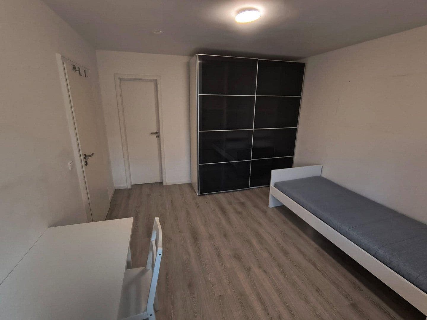 Pronájem bytu 50 m², Forstenrieder Allee 2, München, Bavorsko Pronájem bytu 50 m², Forstenrieder Allee 2, München, Bavorsko