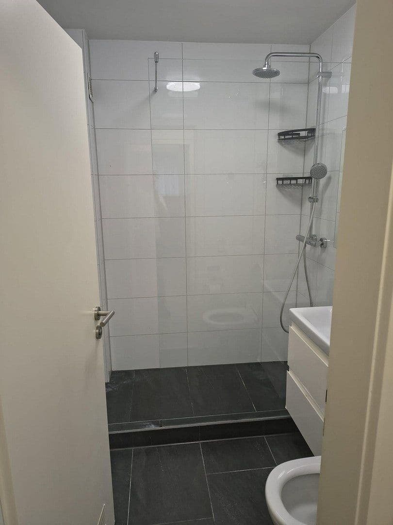 Pronájem bytu 50 m², Forstenrieder Allee 2, München, Bavorsko Pronájem bytu 50 m², Forstenrieder Allee 2, München, Bavorsko