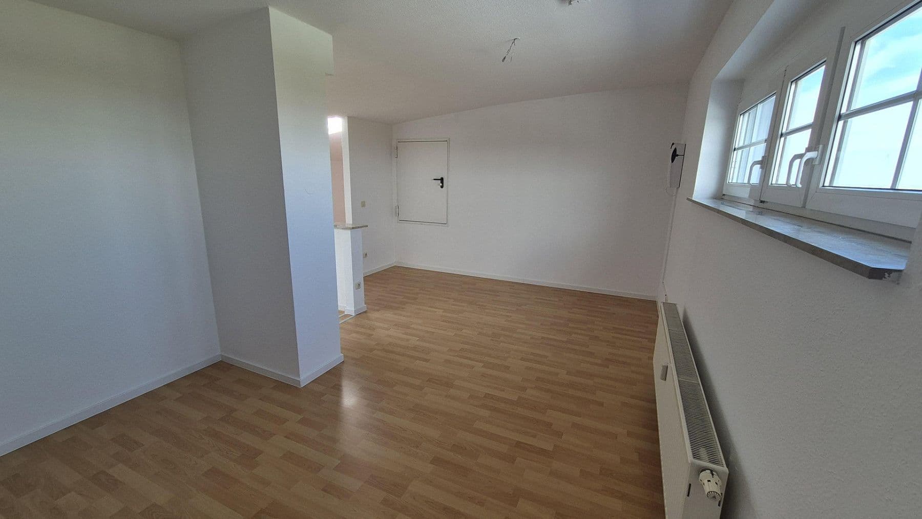 Pronájem bytu 4+1 86 m², Am Rebstock 12, Kabelsketal, Sasko-Anhaltsko Pronájem bytu 4+1 86 m², Am Rebstock 12, Kabelsketal, Sasko-Anhaltsko
