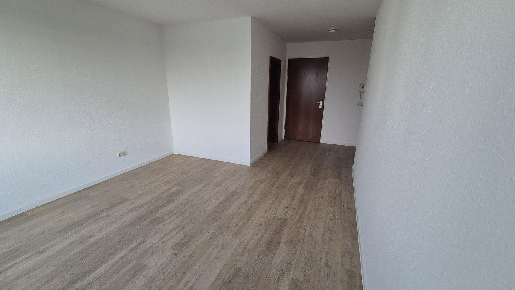 Pronájem bytu 4+1 86 m², Am Rebstock 12, Kabelsketal, Sasko-Anhaltsko Pronájem bytu 4+1 86 m², Am Rebstock 12, Kabelsketal, Sasko-Anhaltsko