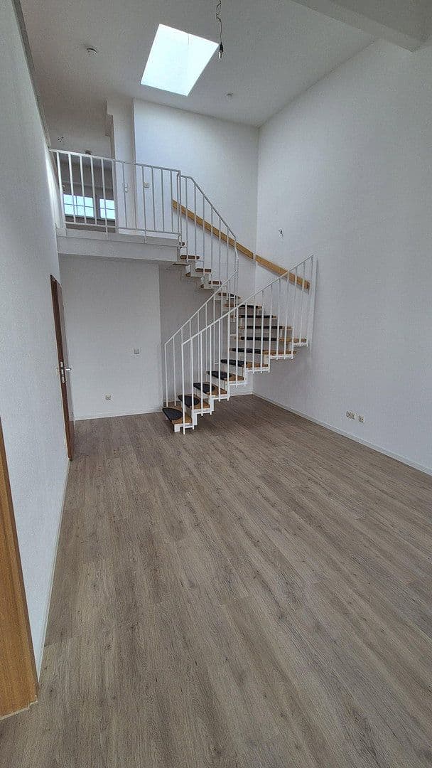 Pronájem bytu 4+1 86 m², Am Rebstock 12, Kabelsketal, Sasko-Anhaltsko Pronájem bytu 4+1 86 m², Am Rebstock 12, Kabelsketal, Sasko-Anhaltsko