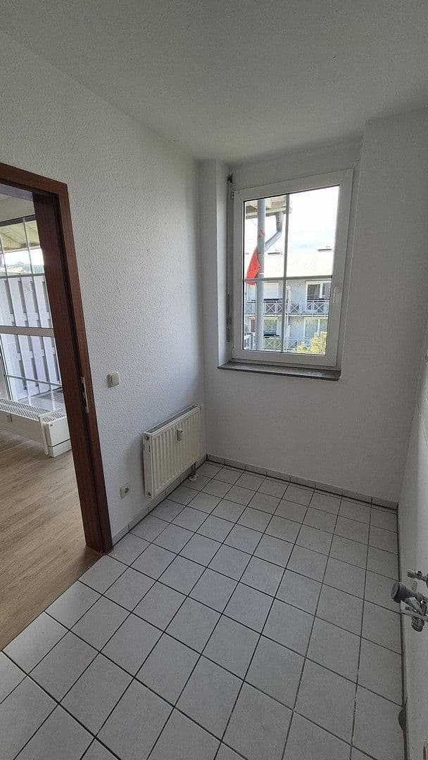 Pronájem bytu 4+1 86 m², Am Rebstock 12, Kabelsketal, Sasko-Anhaltsko Pronájem bytu 4+1 86 m², Am Rebstock 12, Kabelsketal, Sasko-Anhaltsko
