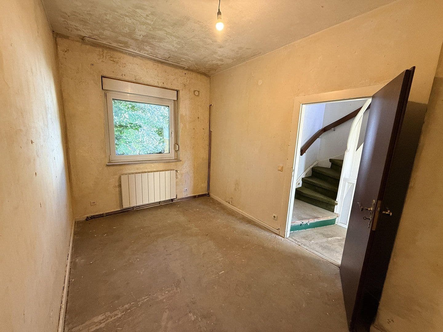 Prodej domu 155 m², pozemek 354 m², Iserlohner Straße 39, Köln, Severní Porýní-Vestfálsko Prodej domu 155 m², pozemek 354 m², Iserlohner Straße 39, Köln, Severní Porýní-Vestfálsko