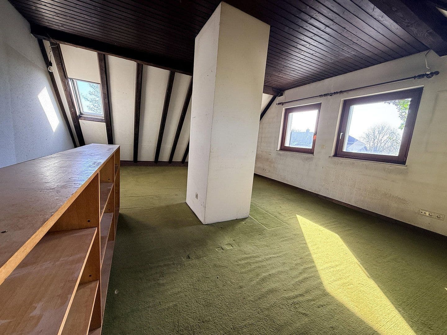 Prodej domu 155 m², pozemek 354 m², Iserlohner Straße 39, Köln, Severní Porýní-Vestfálsko Prodej domu 155 m², pozemek 354 m², Iserlohner Straße 39, Köln, Severní Porýní-Vestfálsko