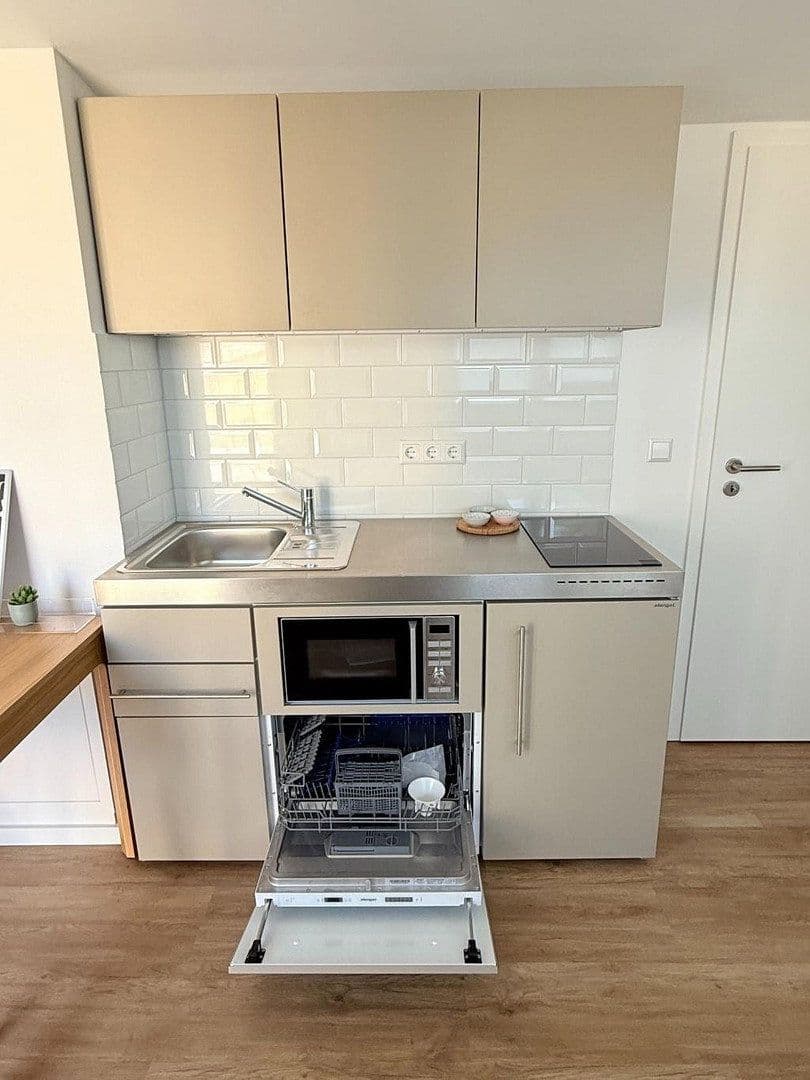 Pronájem bytu 1+1 33 m², Heinrich-Fuchs-Str. 3, Heidelberg, Bádensko-Württembersko Pronájem bytu 1+1 33 m², Heinrich-Fuchs-Str. 3, Heidelberg, Bádensko-Württembersko