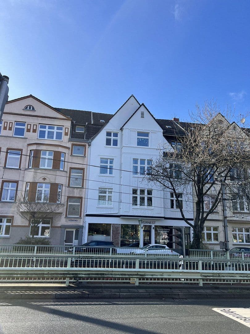 Pronájem bytu 1+1 40 m², Rüttenscheider Straße 256, Essen, Severní Porýní-Vestfálsko Pronájem bytu 1+1 40 m², Rüttenscheider Straße 256, Essen, Severní Porýní-Vestfálsko