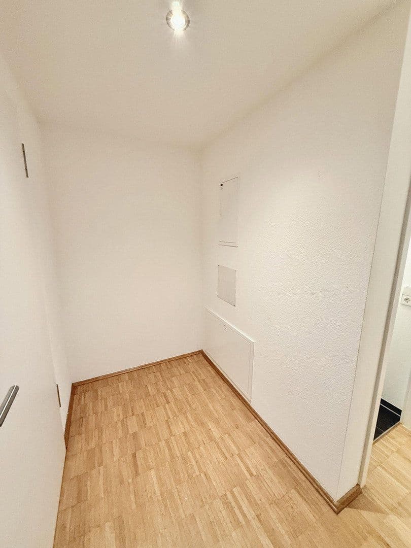 Pronájem bytu 3+1 96 m², Lahr/Schwarzwald, Bádensko-Württembersko Pronájem bytu 3+1 96 m², Lahr/Schwarzwald, Bádensko-Württembersko