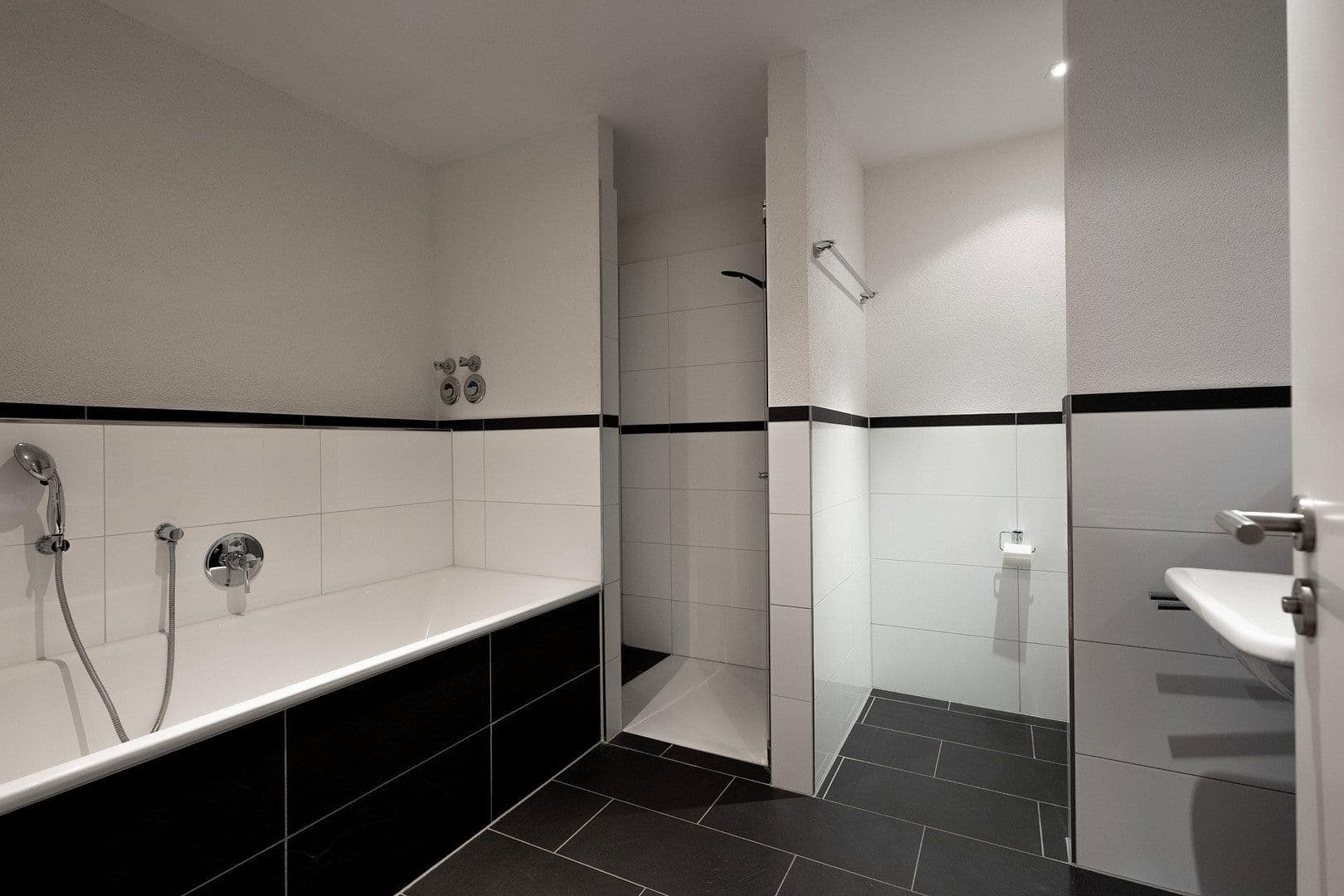 Pronájem bytu 3+1 96 m², Lahr/Schwarzwald, Bádensko-Württembersko Pronájem bytu 3+1 96 m², Lahr/Schwarzwald, Bádensko-Württembersko