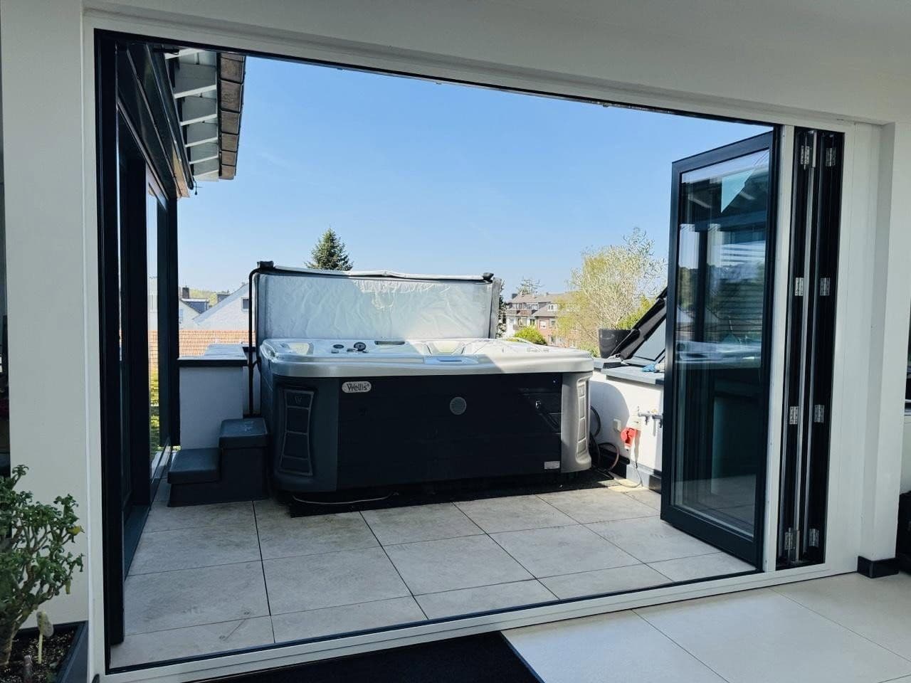 Prodej domu 496 m², pozemek 715 m², Bergisch Gladbach, Severní Porýní-Vestfálsko Prodej domu 496 m², pozemek 715 m², Bergisch Gladbach, Severní Porýní-Vestfálsko