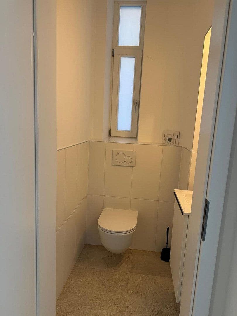 Pronájem bytu 2+1 70 m², Schickhardtstr. 47, Stuttgart, Bádensko-Württembersko Pronájem bytu 2+1 70 m², Schickhardtstr. 47, Stuttgart, Bádensko-Württembersko