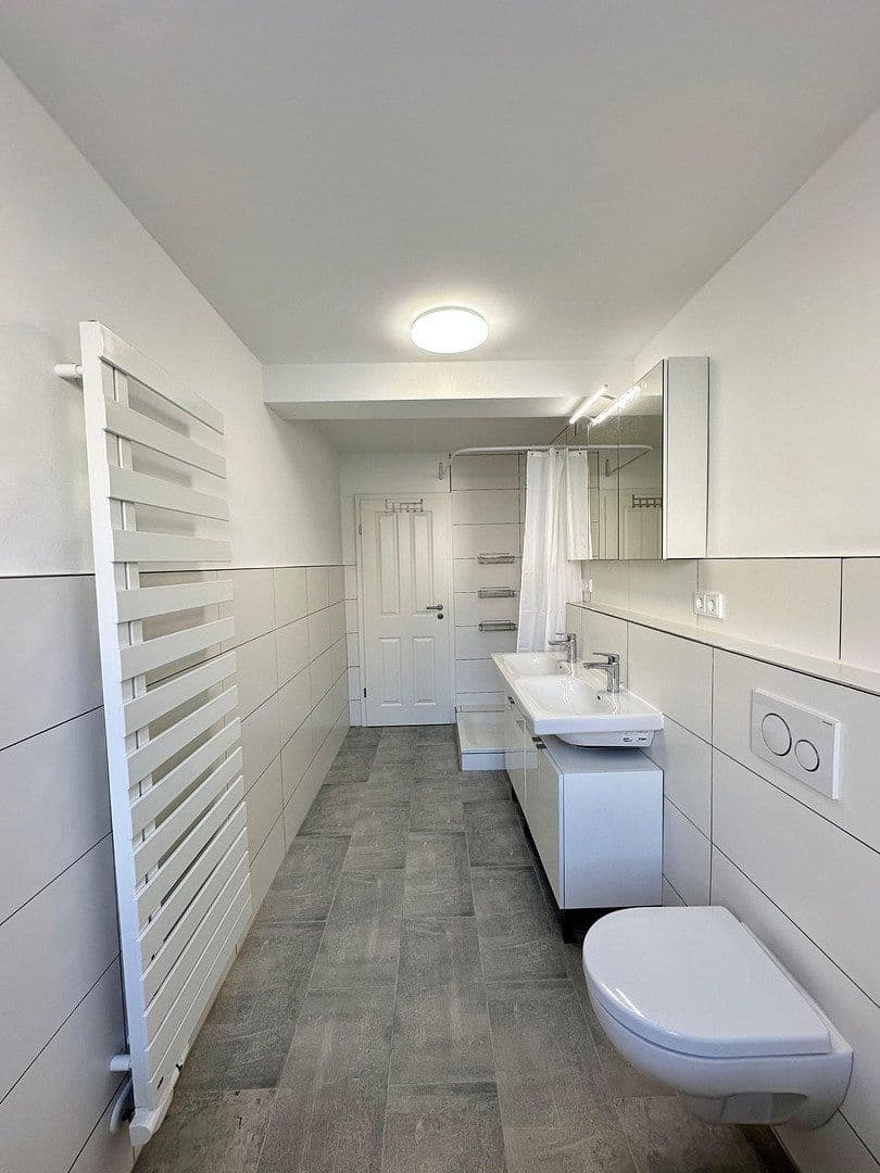 Pronájem bytu 1+1 90 m², Hörwarthstr, München, Bavorsko Pronájem bytu 1+1 90 m², Hörwarthstr, München, Bavorsko