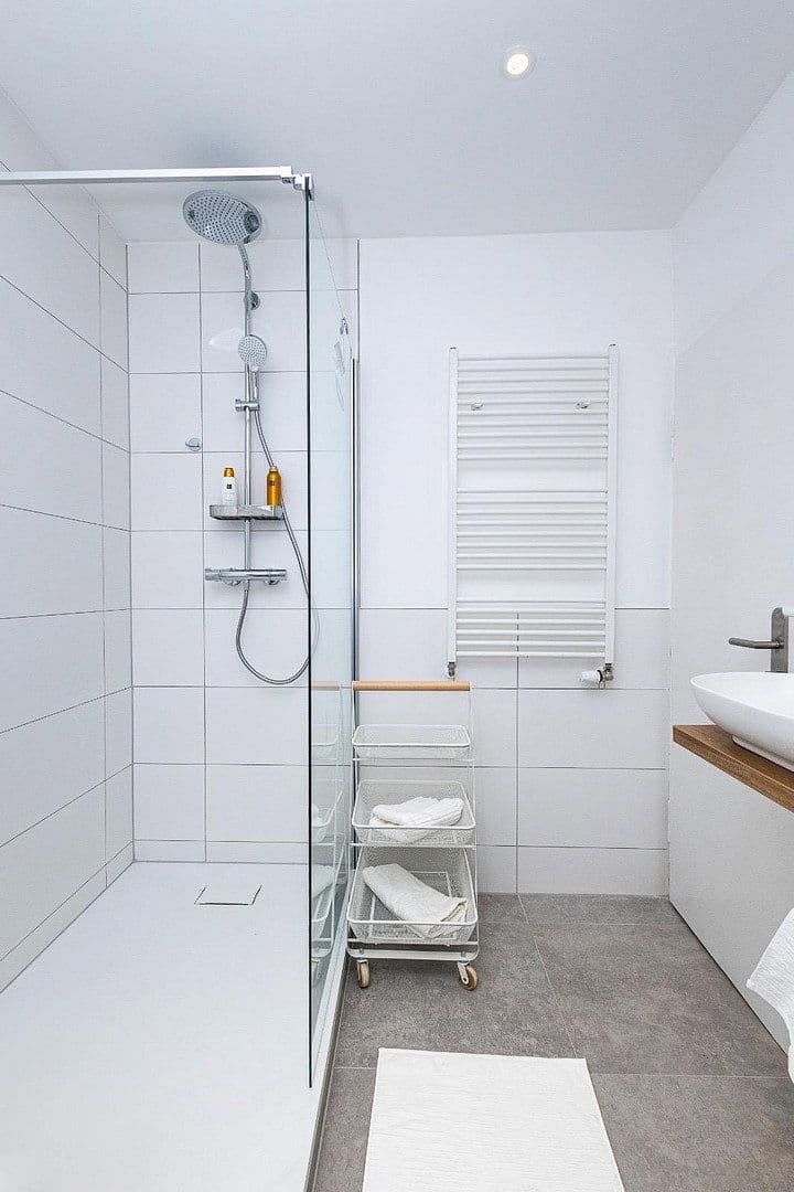 Pronájem bytu 1+kk 43 m², Theresenstraße 6, Königstein im Taunus, Hessen Pronájem bytu 1+kk 43 m², Theresenstraße 6, Königstein im Taunus, Hessen