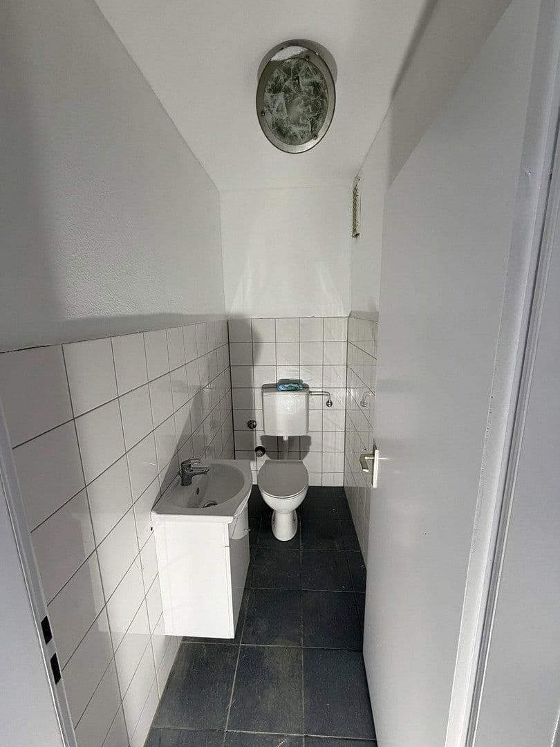 Pronájem bytu 3+1 106 m², Ludwigstr. 70, Wald-Michelbach, Hessen Pronájem bytu 3+1 106 m², Ludwigstr. 70, Wald-Michelbach, Hessen