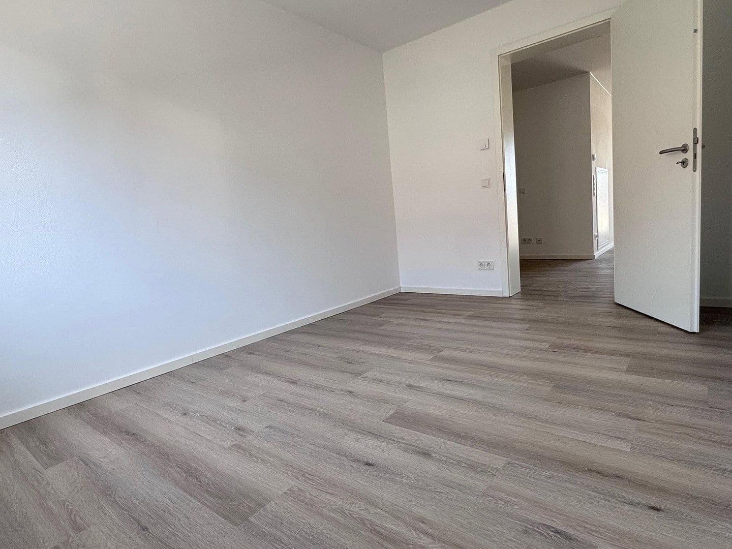 Pronájem bytu 3+1 75 m², Theodor-Mathieu-Straße 16, Bamberg, Bavorsko Pronájem bytu 3+1 75 m², Theodor-Mathieu-Straße 16, Bamberg, Bavorsko