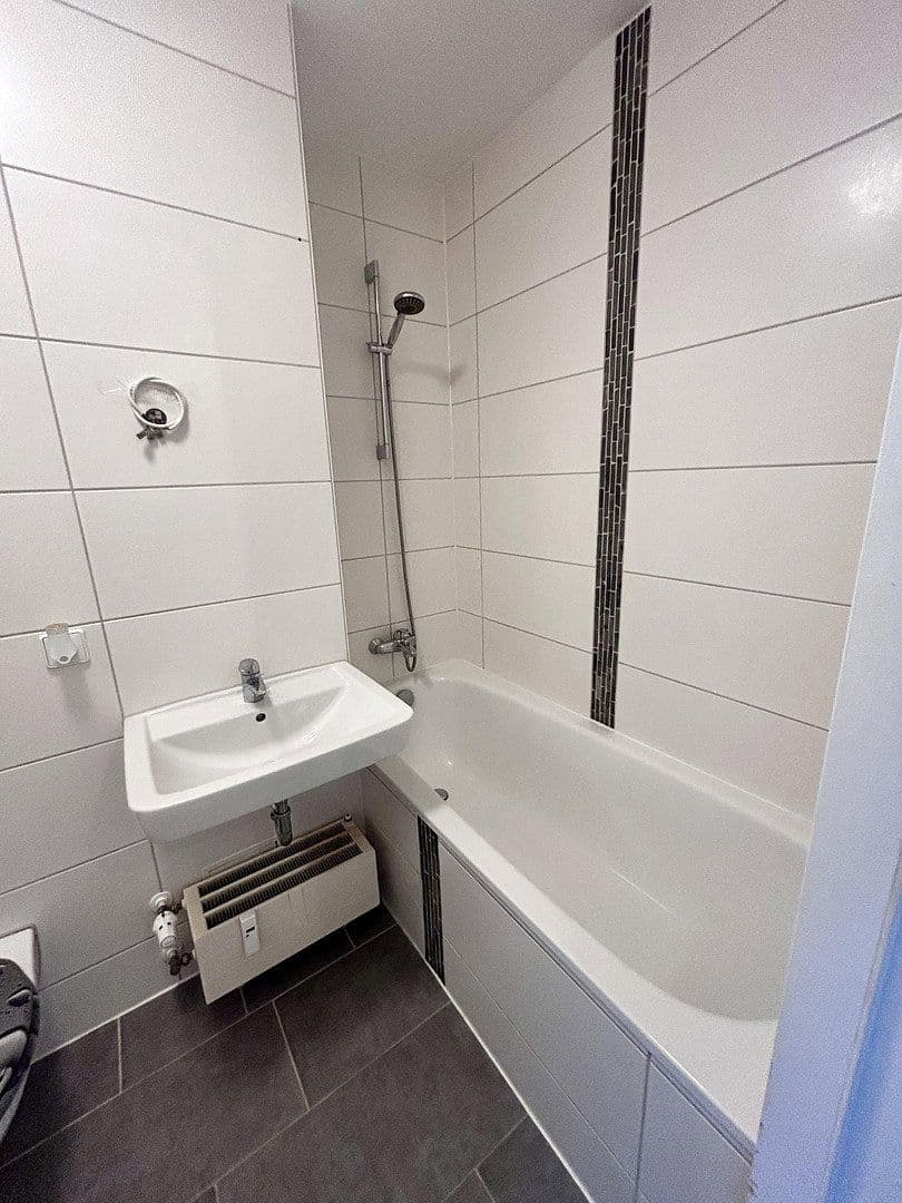 Prodej bytu 2+1 44 m², Hauptstr. 48-52, Berlin, Berlín Prodej bytu 2+1 44 m², Hauptstr. 48-52, Berlin, Berlín