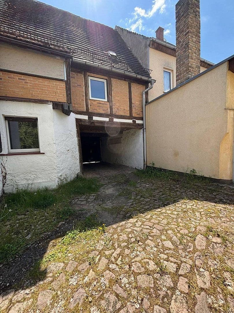 Prodej domu 276 m², pozemek 585 m², Lange Straße, Zörbig, Sasko-Anhaltsko Prodej domu 276 m², pozemek 585 m², Lange Straße, Zörbig, Sasko-Anhaltsko