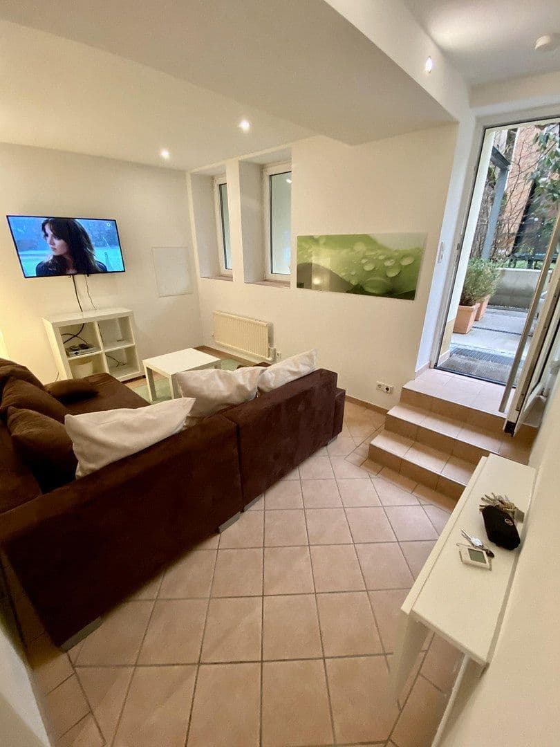 Pronájem bytu 2+1 40 m², Stuttgart, Bádensko-Württembersko Pronájem bytu 2+1 40 m², Stuttgart, Bádensko-Württembersko