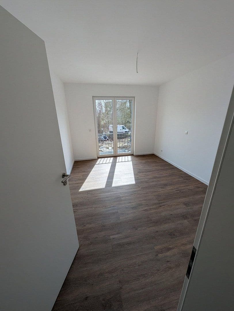 Pronájem bytu 3+1 68 m², Hamburger Allee 51b, Nauen, Braniborsko Pronájem bytu 3+1 68 m², Hamburger Allee 51b, Nauen, Braniborsko