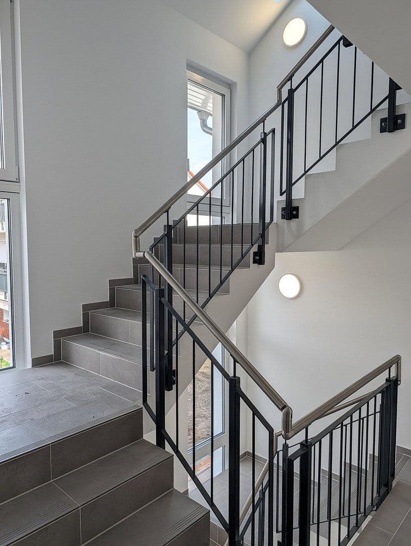 Pronájem bytu 3+1 68 m², Hamburger Allee 51b, Nauen, Braniborsko Pronájem bytu 3+1 68 m², Hamburger Allee 51b, Nauen, Braniborsko