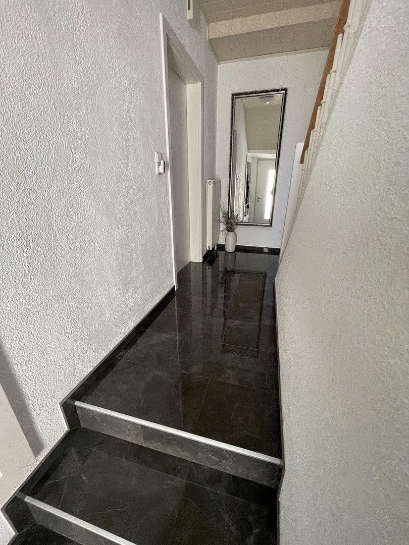 Prodej domu 148 m², pozemek 479 m², Balingen, Bádensko-Württembersko Prodej domu 148 m², pozemek 479 m², Balingen, Bádensko-Württembersko