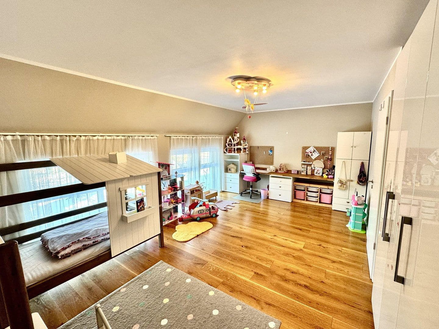 Prodej domu 139 m², pozemek 293 m², Silberdistelweg, 6a, Berlin, Berlín Prodej domu 139 m², pozemek 293 m², Silberdistelweg, 6a, Berlin, Berlín