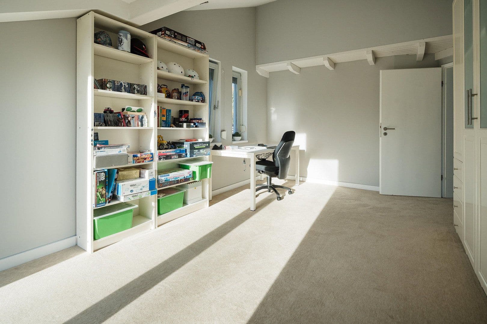 Prodej domu 270 m², pozemek 1.252 m², An den Birken 23 A, Jesteburg, Dolní Sasko Prodej domu 270 m², pozemek 1.252 m², An den Birken 23 A, Jesteburg, Dolní Sasko