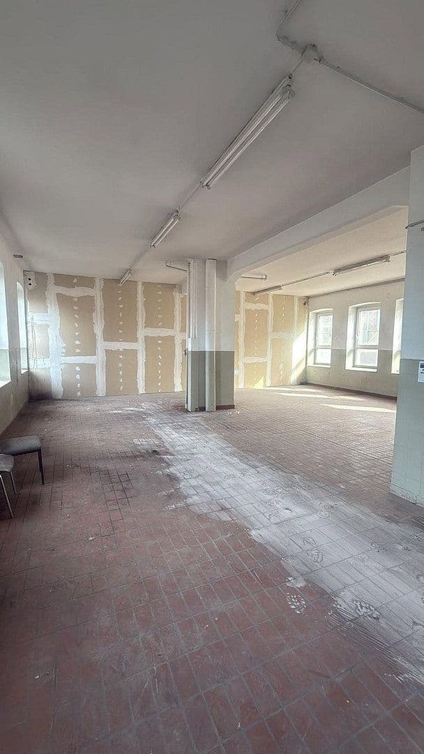 Pronájem nebytového prostoru 340 m², Magdeburgerstrasse 37, Gelsenkirchen, Severní Porýní-Vestfálsko Pronájem nebytového prostoru 340 m², Magdeburgerstrasse 37, Gelsenkirchen, Severní Porýní-Vestfálsko