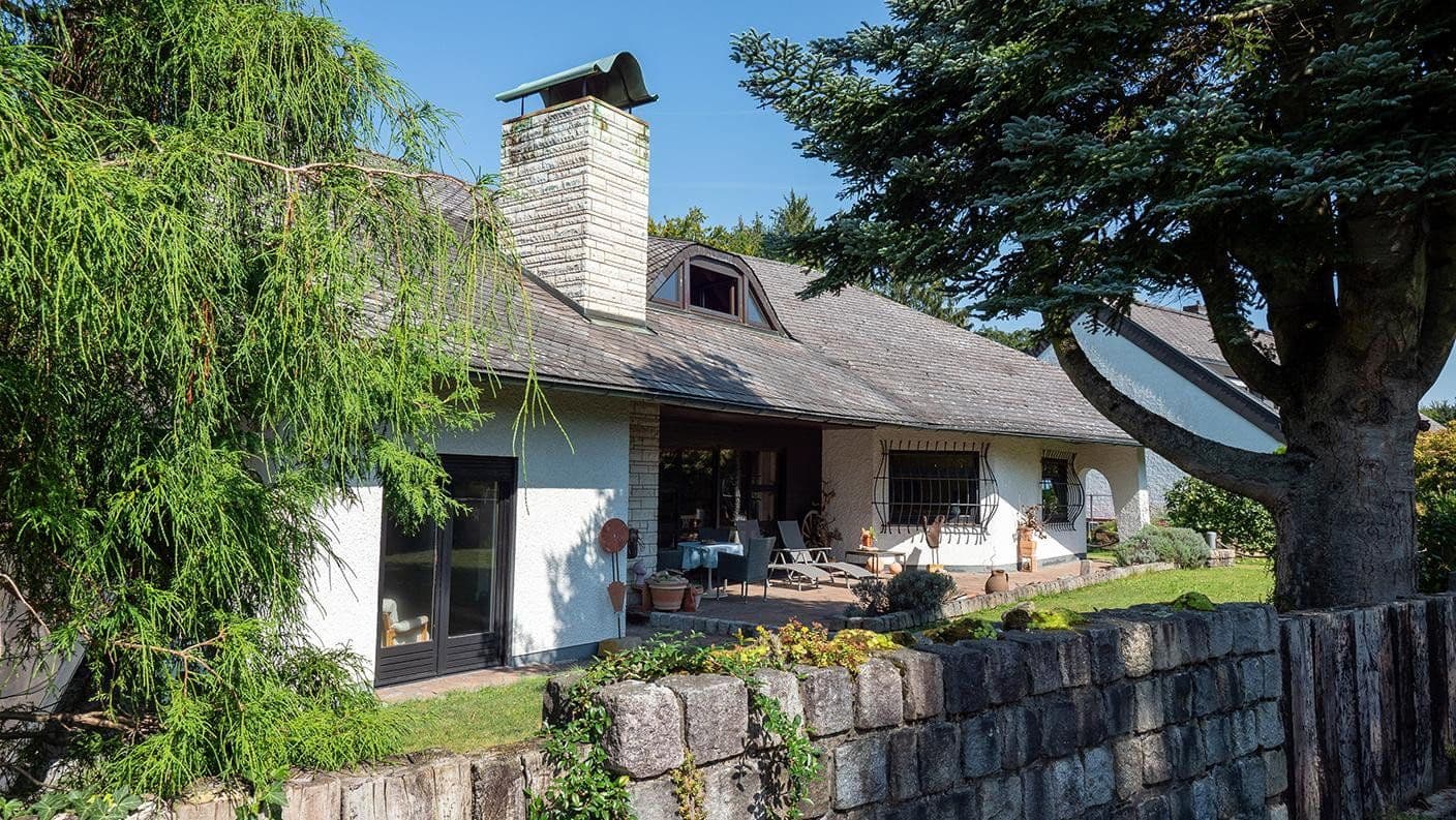 Prodej domu 200 m², pozemek 1.276 m², Burgthann, Bavorsko Prodej domu 200 m², pozemek 1.276 m², Burgthann, Bavorsko