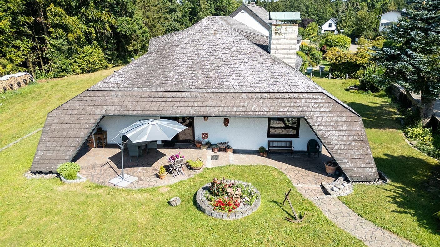 Prodej domu 200 m², pozemek 1.276 m², Burgthann, Bavorsko Prodej domu 200 m², pozemek 1.276 m², Burgthann, Bavorsko