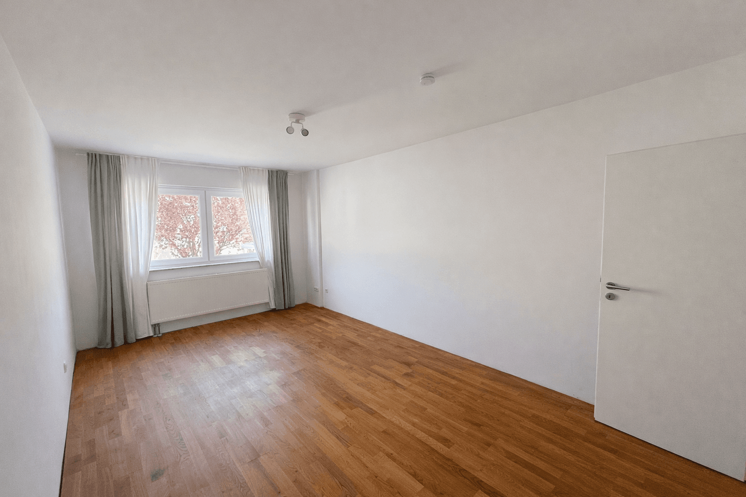Prodej bytu 3+1 98 m², Savoyenring 10, Mörfelden-Walldorf, Hessen Prodej bytu 3+1 98 m², Savoyenring 10, Mörfelden-Walldorf, Hessen