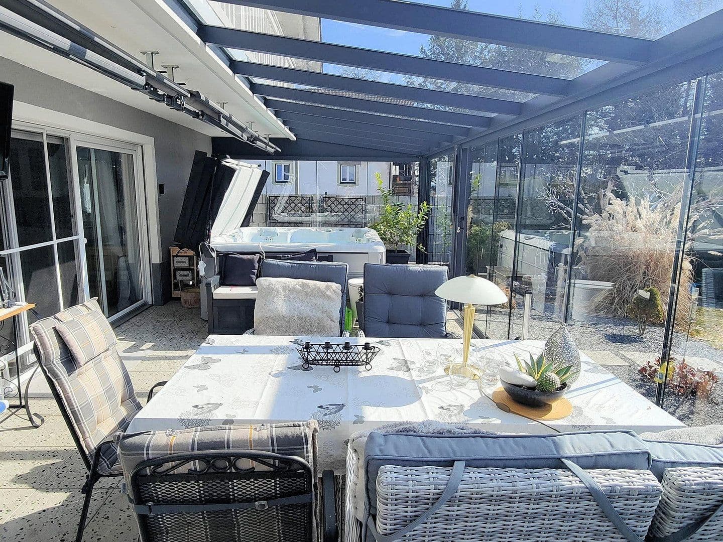 Prodej domu 384 m², pozemek 1.070 m², Sankt Oswald-Riedlhütte, Bavorsko Prodej domu 384 m², pozemek 1.070 m², Sankt Oswald-Riedlhütte, Bavorsko