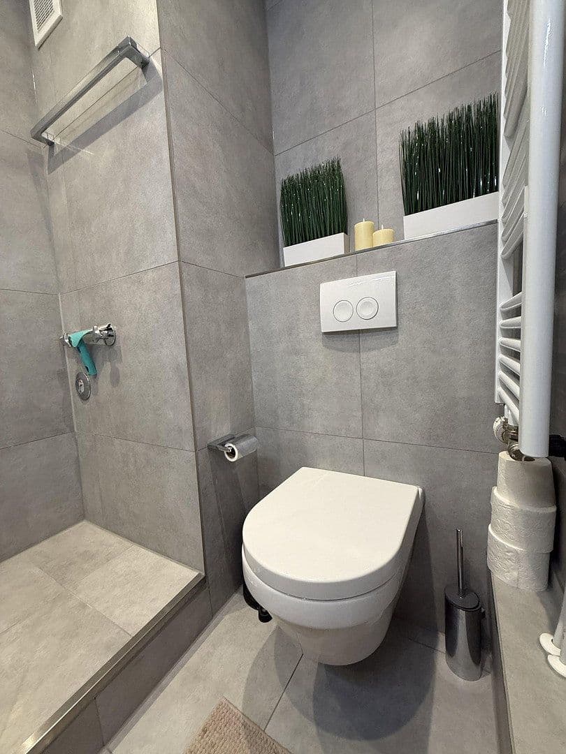 Pronájem bytu 2+1 70 m², Wilhelmstrasse, München, Bavorsko Pronájem bytu 2+1 70 m², Wilhelmstrasse, München, Bavorsko