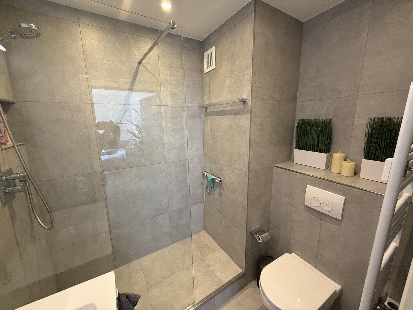 Pronájem bytu 2+1 70 m², Wilhelmstrasse, München, Bavorsko Pronájem bytu 2+1 70 m², Wilhelmstrasse, München, Bavorsko