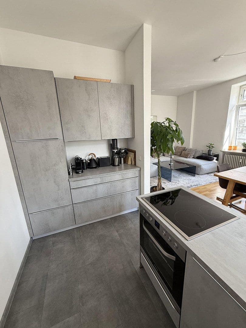 Pronájem bytu 2+1 70 m², Wilhelmstrasse, München, Bavorsko Pronájem bytu 2+1 70 m², Wilhelmstrasse, München, Bavorsko